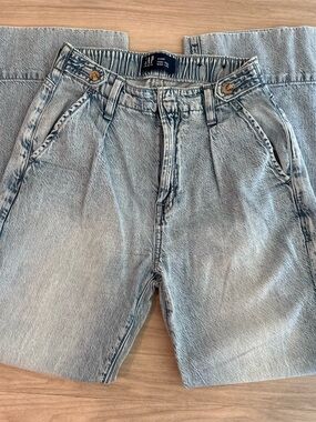 Gap High Rise Wide Leg Jeans